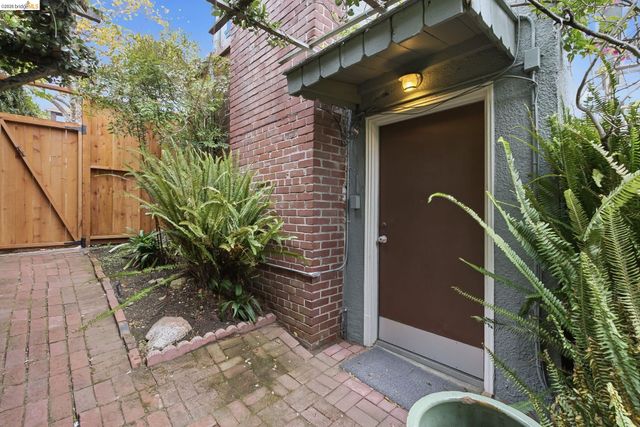 824 Oxford St, Berkeley, CA 94707