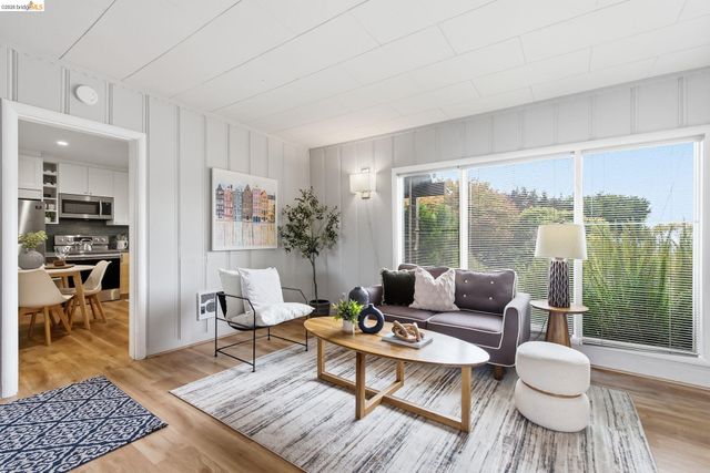 824 Oxford St, Berkeley, CA 94707