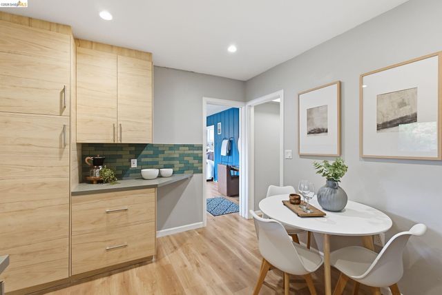 824 Oxford St, Berkeley, CA 94707