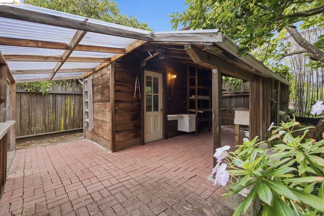824 Oxford St, Berkeley, CA 94707