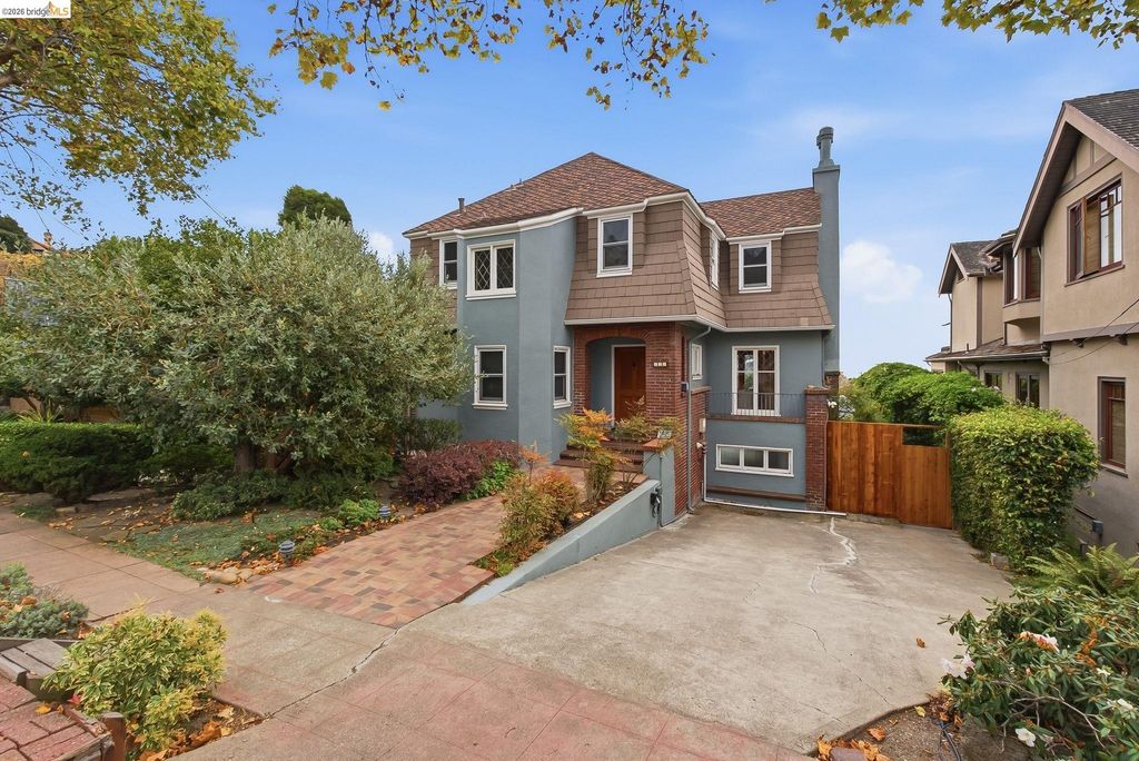 824 Oxford St, Berkeley, CA 94707