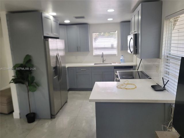 512 NW 96th Street B, Miami, FL 33150