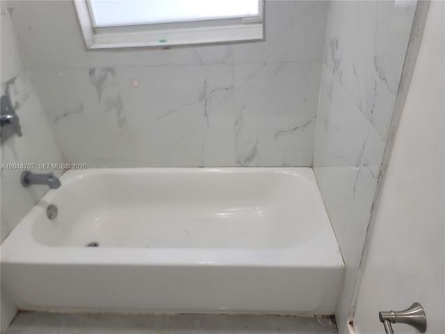 512 NW 96th Street B, Miami, FL 33150