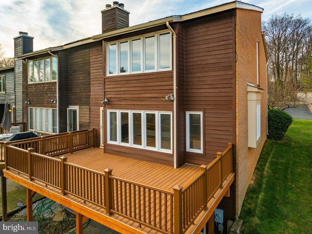 10723 GLOXINIA, Rockville, MD 20852