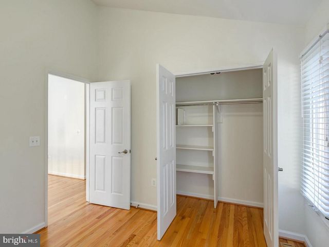 10723 GLOXINIA, Rockville, MD 20852