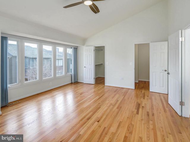 10723 GLOXINIA, Rockville, MD 20852