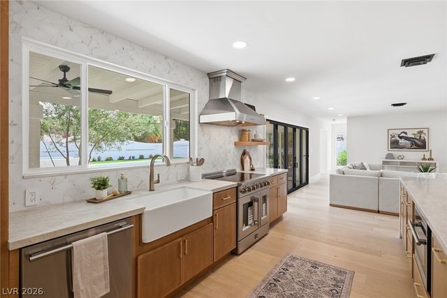 6980 Mira Vista Street, Las Vegas, NV 89120