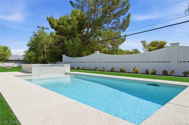 6980 Mira Vista Street, Las Vegas, NV 89120