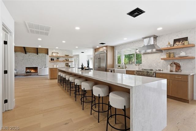 6980 Mira Vista Street, Las Vegas, NV 89120