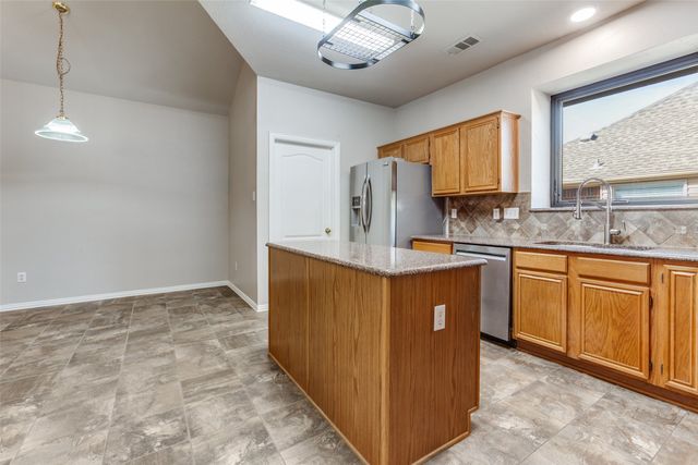 6805 Foxglove Trail, Sachse, TX 75048