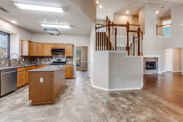 6805 Foxglove Trail, Sachse, TX 75048