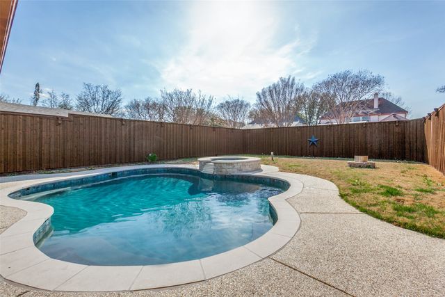 6805 Foxglove Trail, Sachse, TX 75048