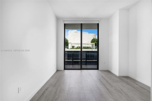 45 SW 9th St 4708, Miami, FL 33130