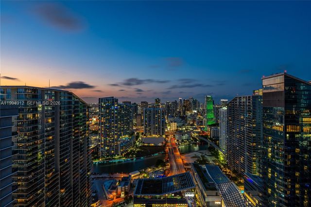 45 SW 9th St 4708, Miami, FL 33130