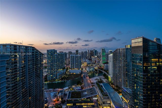 45 SW 9th St 4708, Miami, FL 33130