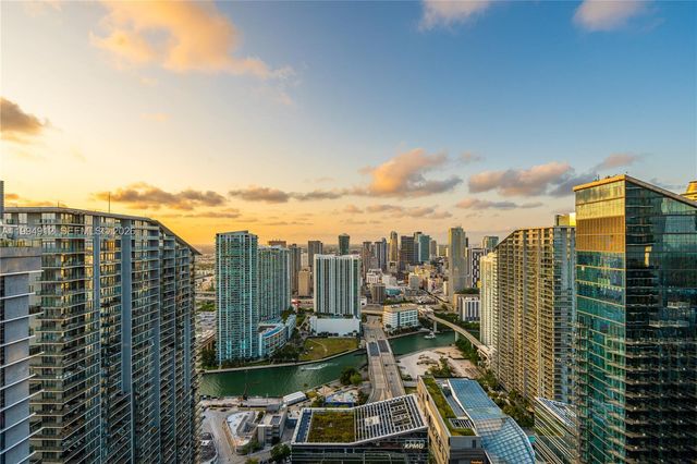 45 SW 9th St 4708, Miami, FL 33130