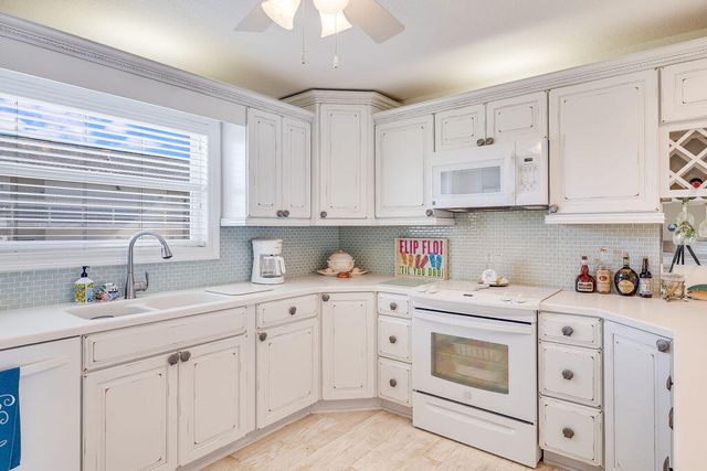 445 Gulf Shore Drive, 10, Destin, FL 32541