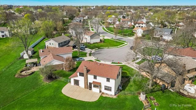 901 Garnet Circle, Schaumburg, IL 60193