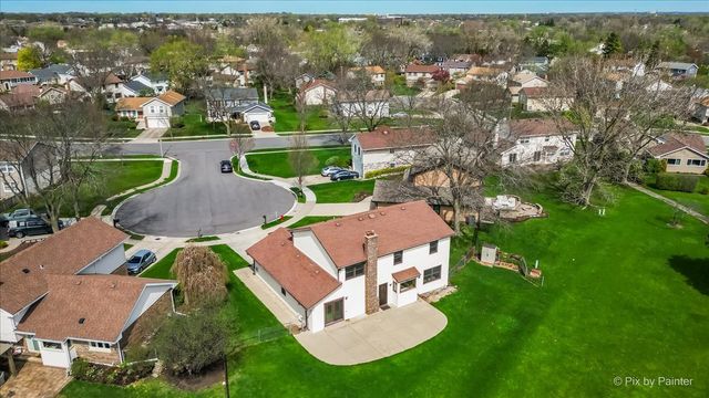 901 Garnet Circle, Schaumburg, IL 60193