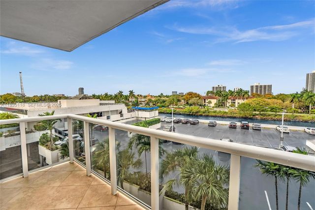 3675 N Country Club Dr 410, Aventura, FL 33180