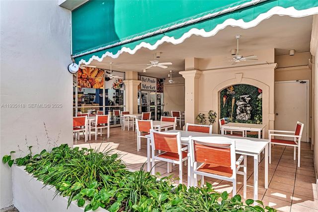 3675 N Country Club Dr 410, Aventura, FL 33180