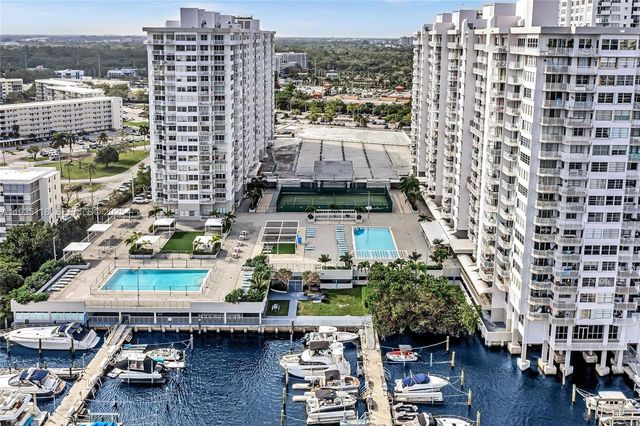 3675 N Country Club Dr 410, Aventura, FL 33180