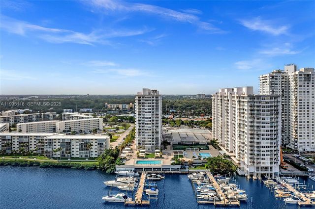 3675 N Country Club Dr 410, Aventura, FL 33180