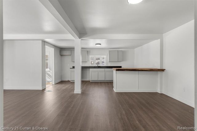 4296 Burgess Road, Pinckney, MI 48169