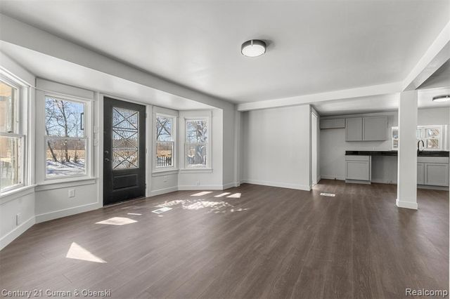 4296 Burgess Road, Pinckney, MI 48169