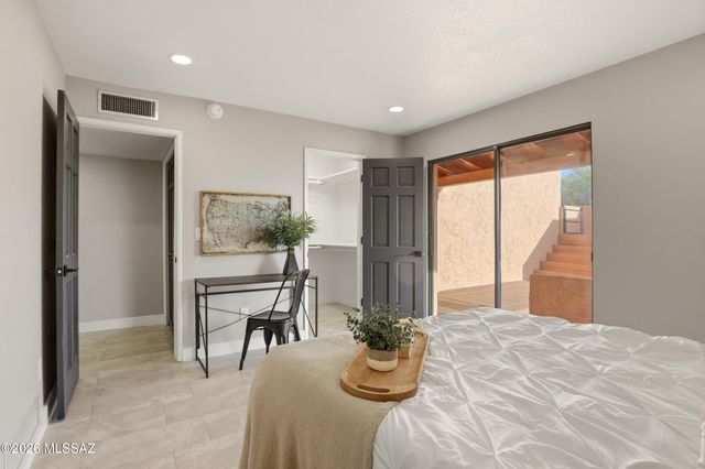 5776 E Paseo Cimarron, Tucson, AZ 85750