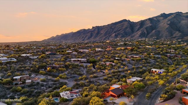 5776 E Paseo Cimarron, Tucson, AZ 85750