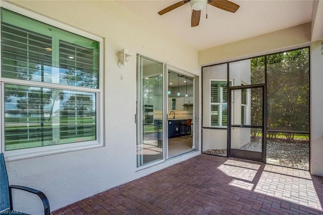 1880 Par DR, Naples, FL 34120