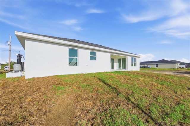 2105 NE 1st AVE, Cape Coral, FL 33909