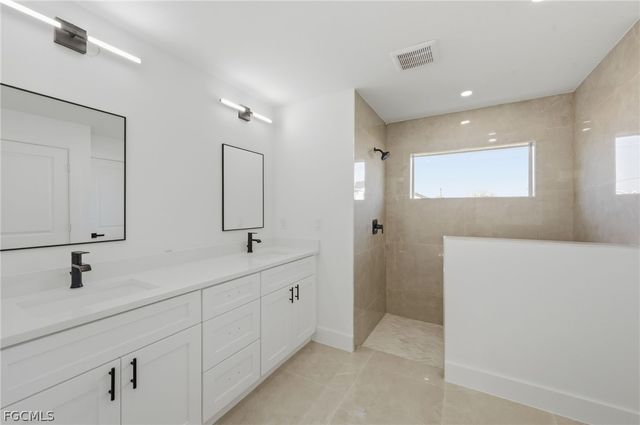 2105 NE 1st AVE, Cape Coral, FL 33909