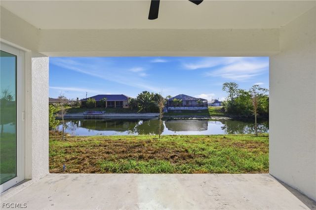 2105 NE 1st AVE, Cape Coral, FL 33909