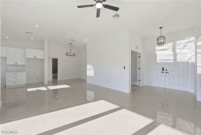 2105 NE 1st AVE, Cape Coral, FL 33909