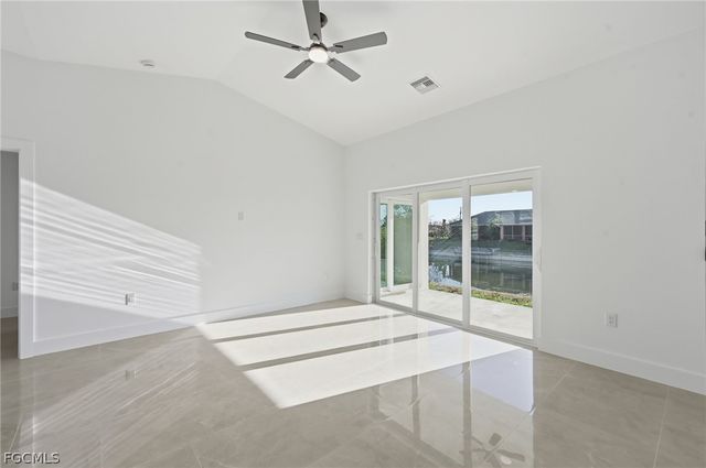 2105 NE 1st AVE, Cape Coral, FL 33909