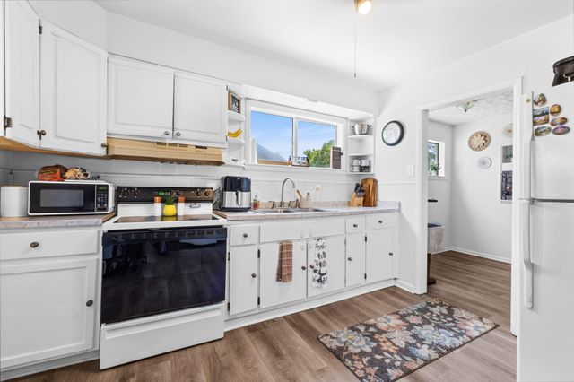 1338 Clarfield Avenue, Columbus, OH 43207
