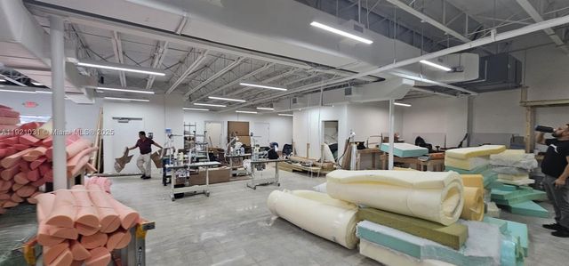 777 NE 125th St, North Miami, FL 33161