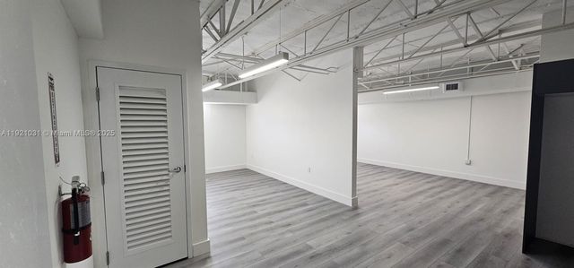 777 NE 125th St, North Miami, FL 33161