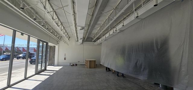 777 NE 125th St, North Miami, FL 33161