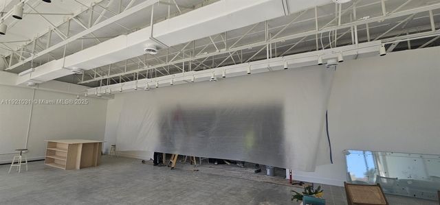 777 NE 125th St, North Miami, FL 33161