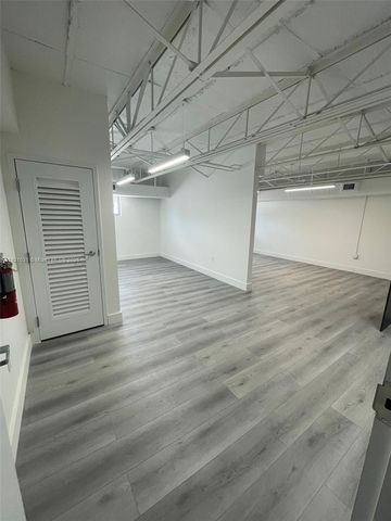 777 NE 125th St, North Miami, FL 33161