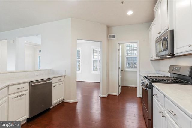 13212 JOHN MARTIN DR, Williamsport, MD 21795