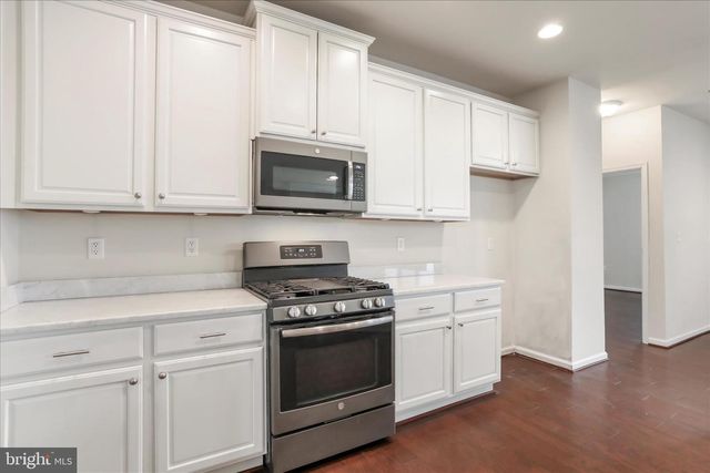 13212 JOHN MARTIN DR, Williamsport, MD 21795