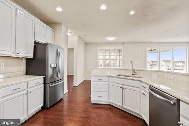 13212 JOHN MARTIN DR, Williamsport, MD 21795