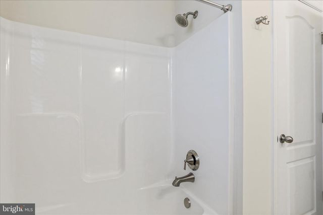 13212 JOHN MARTIN DR, Williamsport, MD 21795