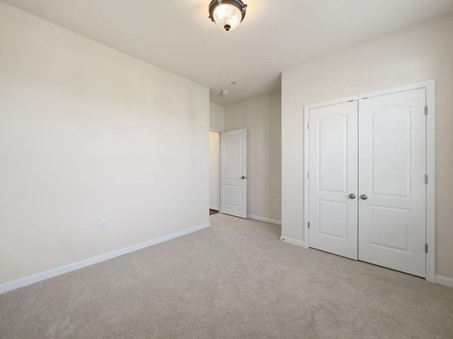 13212 JOHN MARTIN DR, Williamsport, MD 21795