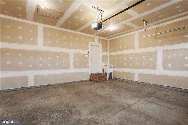 13212 JOHN MARTIN DR, Williamsport, MD 21795