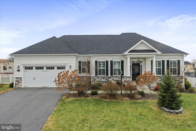 13212 JOHN MARTIN DR, Williamsport, MD 21795